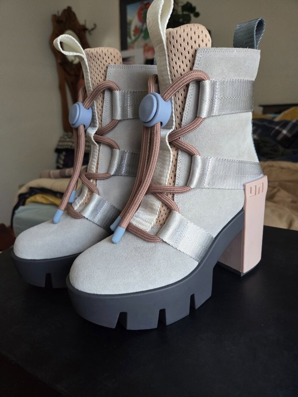 United Nude Grip Nomad Mid sz38 Suede Boots